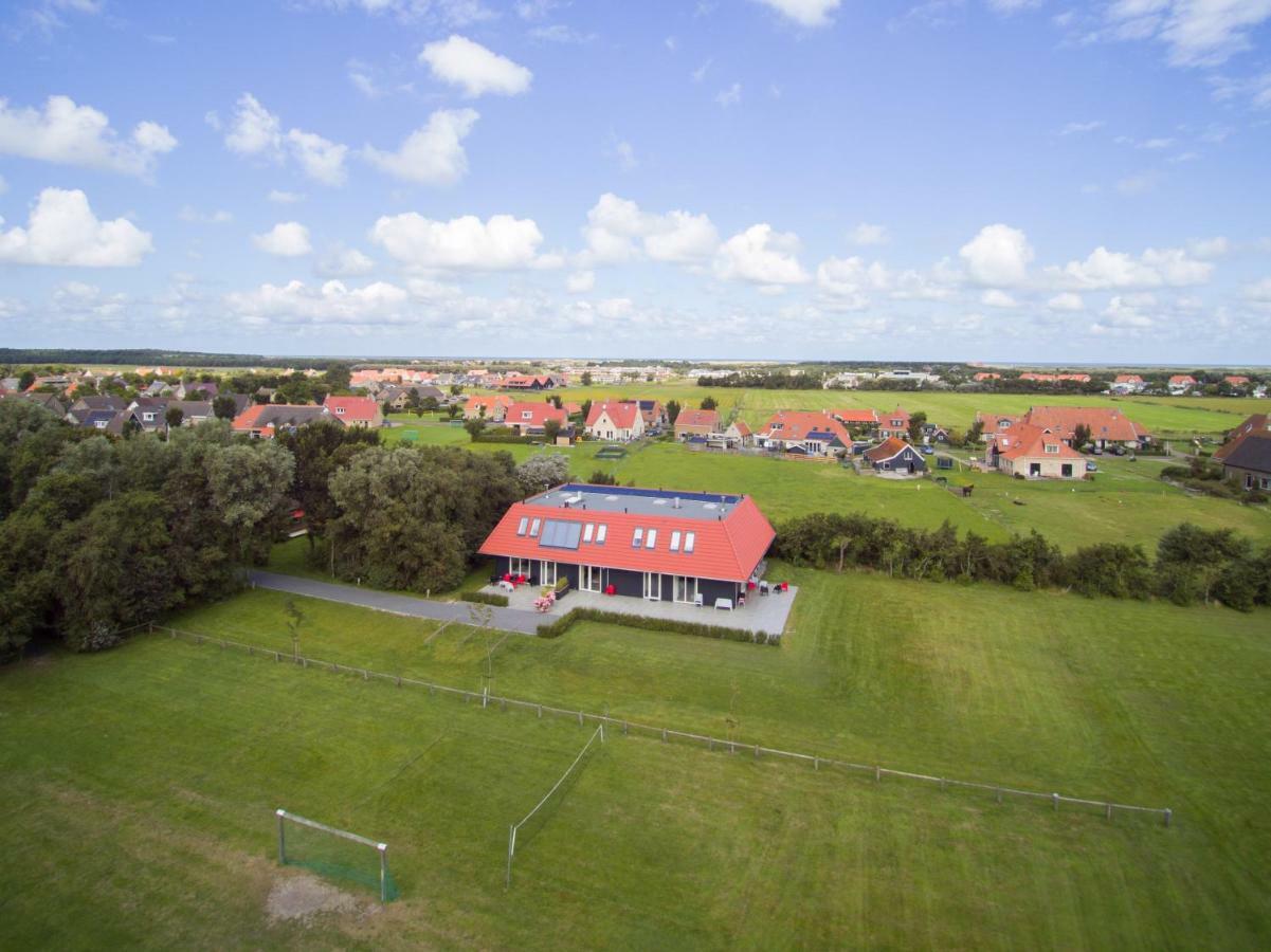 De Oranjerie Villa Buren  Exterior photo